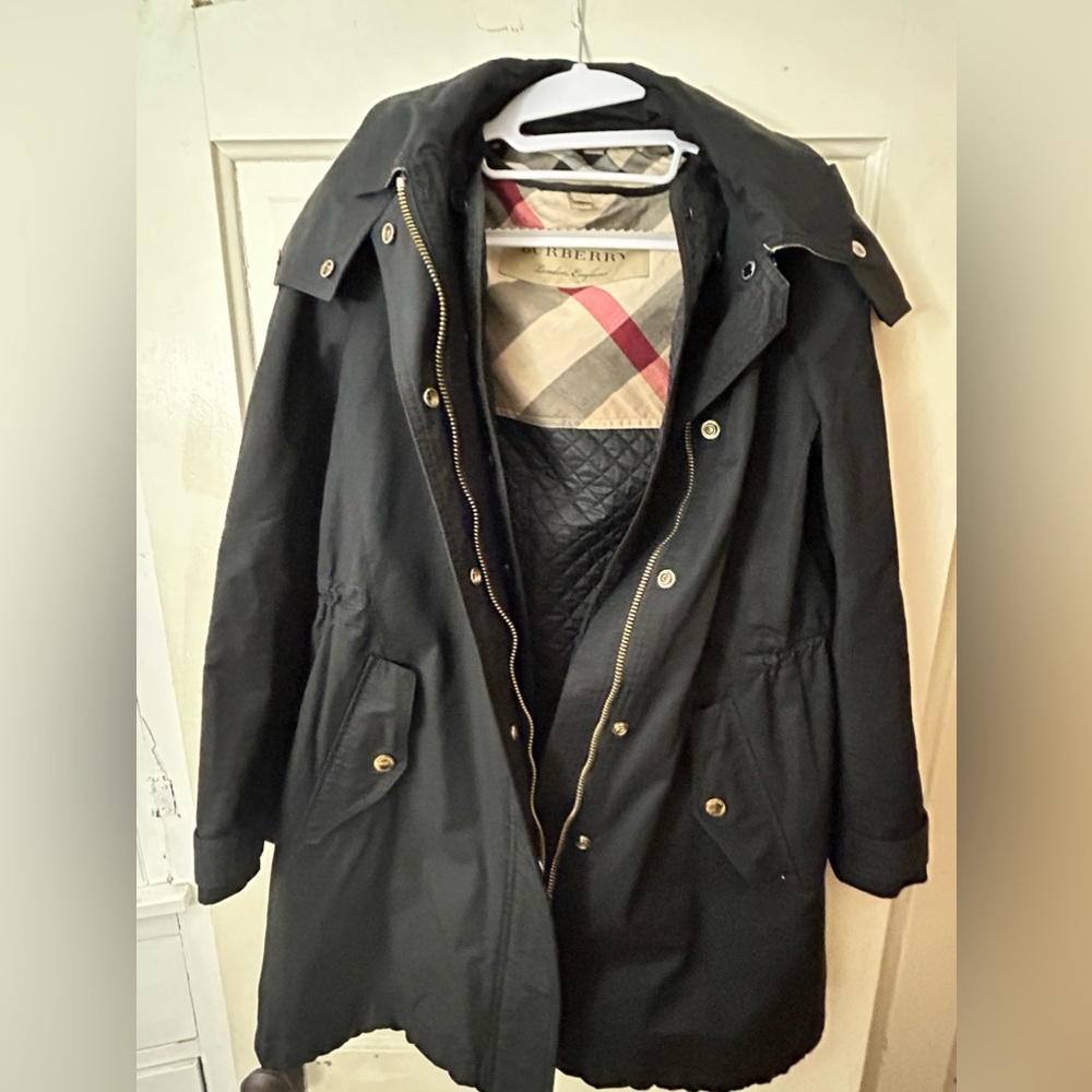 Burberry rain coat/ trench coat, size 6.